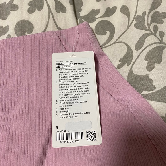 BRAND NEW Lululemon Ribbed Softstreme High-Rise Short 2" Sz 6 - Picture 7 of 8